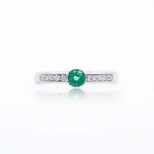 LD 0136 Esmeralda